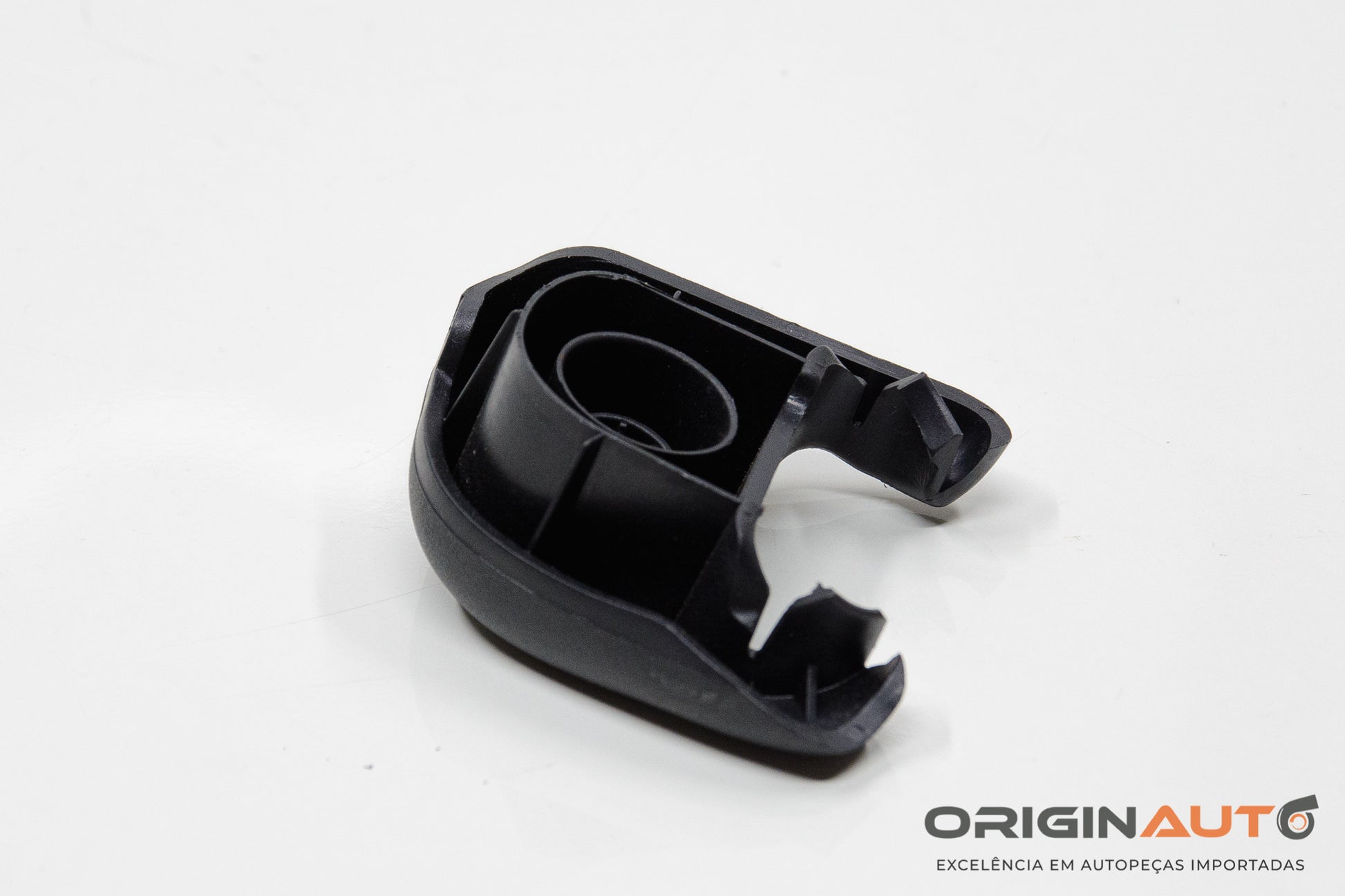 Acabamento Parafuso Cinto Tras Esq Mercedes Gla 200 2018 A2466890137