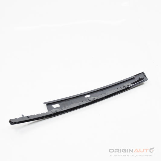 Acabamento Black Piano Porta D/E Audi A4 2.0 Tfsi B9 2018 8W0837901