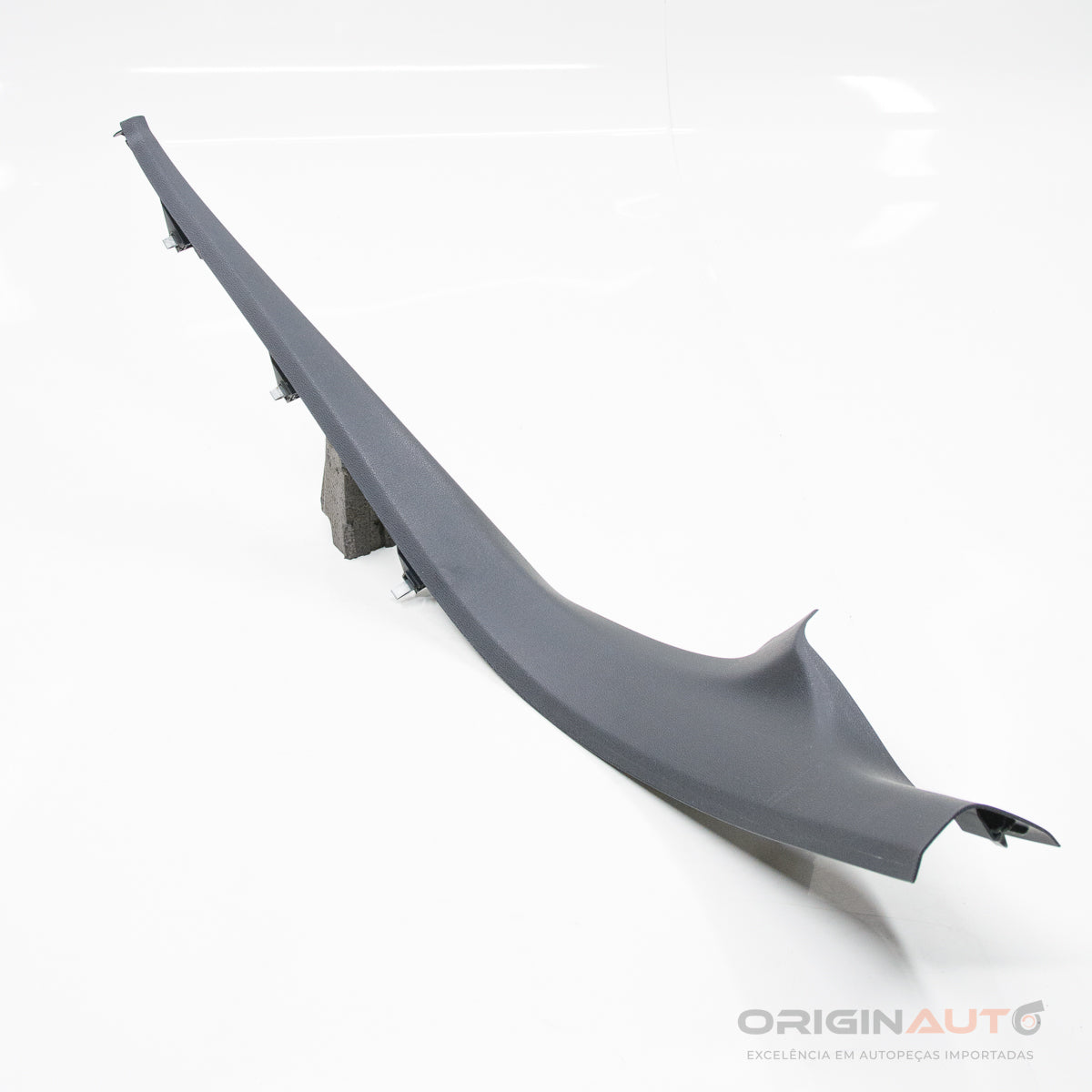 Moldura Acabamento Banco Traseiro Dir Audi A4 2.0 Tfsi B9 2018 8W0867768