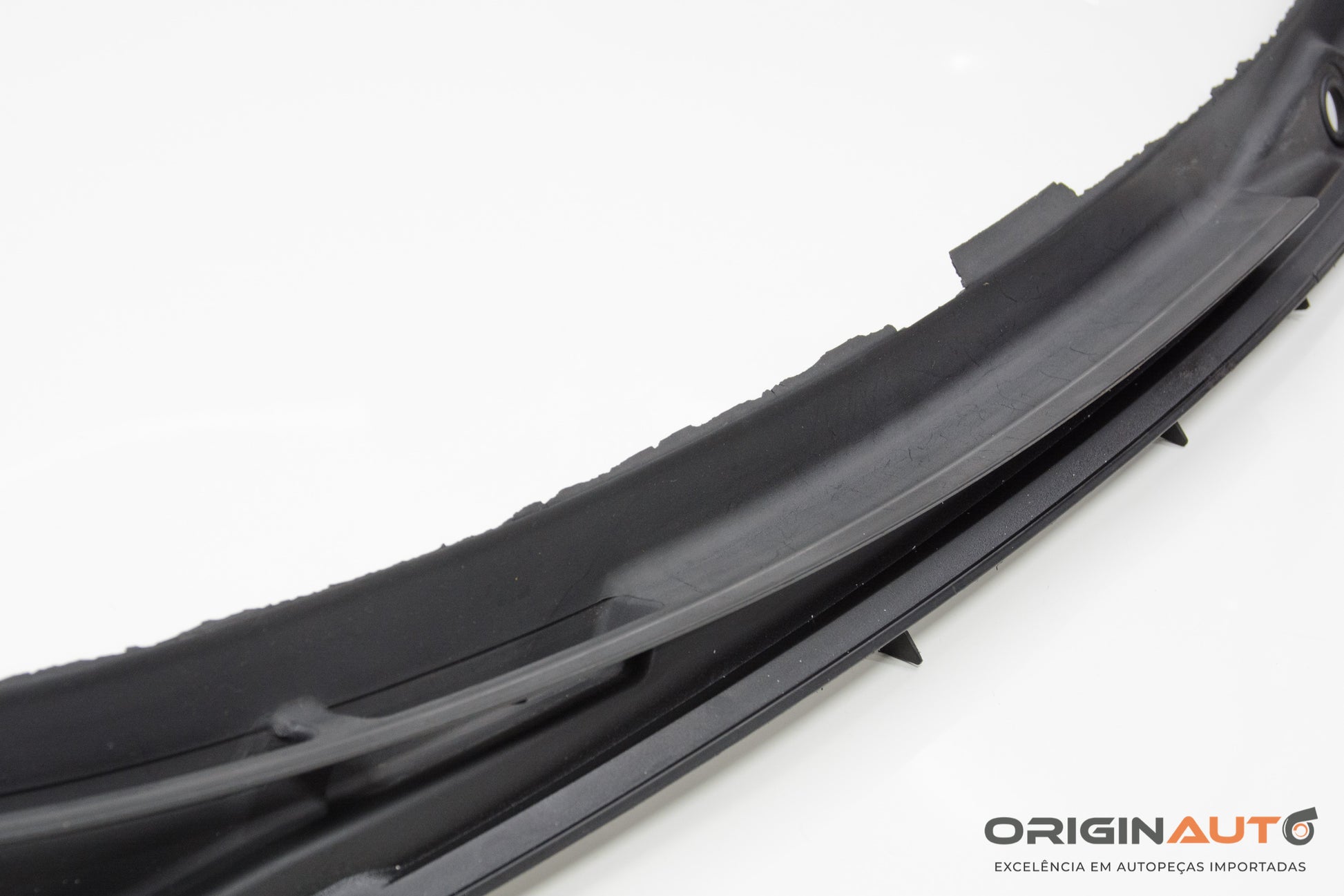 Tampa Acabamento Parabrisa Bmw 320I E46 8208483