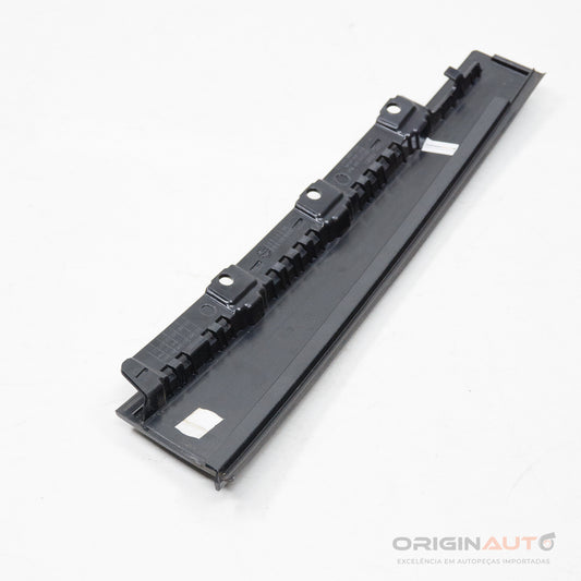 Acabamento Black Piano Porta T/E Audi A4 2.0 Tfsi B9 2018 8W0839901