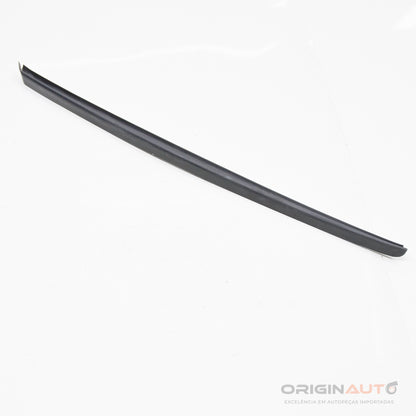 Moldura Parabrisa Esquerda Audi A4 2.0 Tfsi B9 2018 8W0854327C