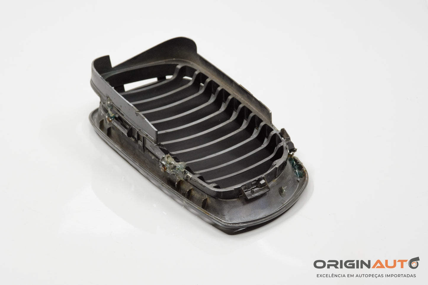 Grade Radiador Esquerda Bmw 320I E46 2001