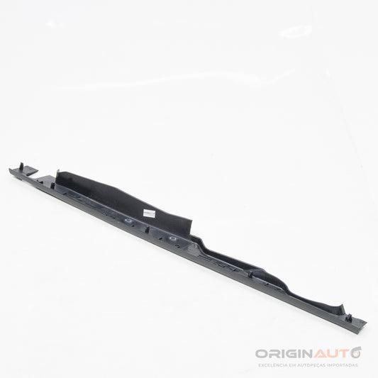 Acabamento Superior Paralama Direito Audi A4 2.0 Tfsi B9 2018 8W0820582