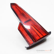 Lanterna Tampa Direita Audi A4 2.0 Tfsi B9 2018 8W5945076