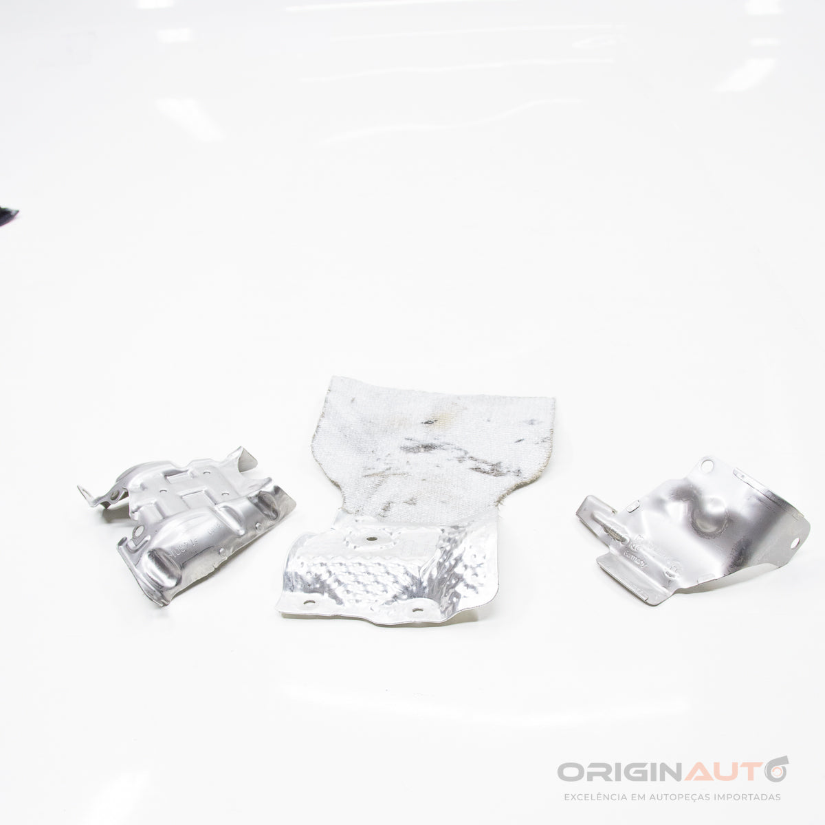 Kit Defletor Calor Turbina Audi A4 2.0 Tfsi B9 2018 4M0199388B