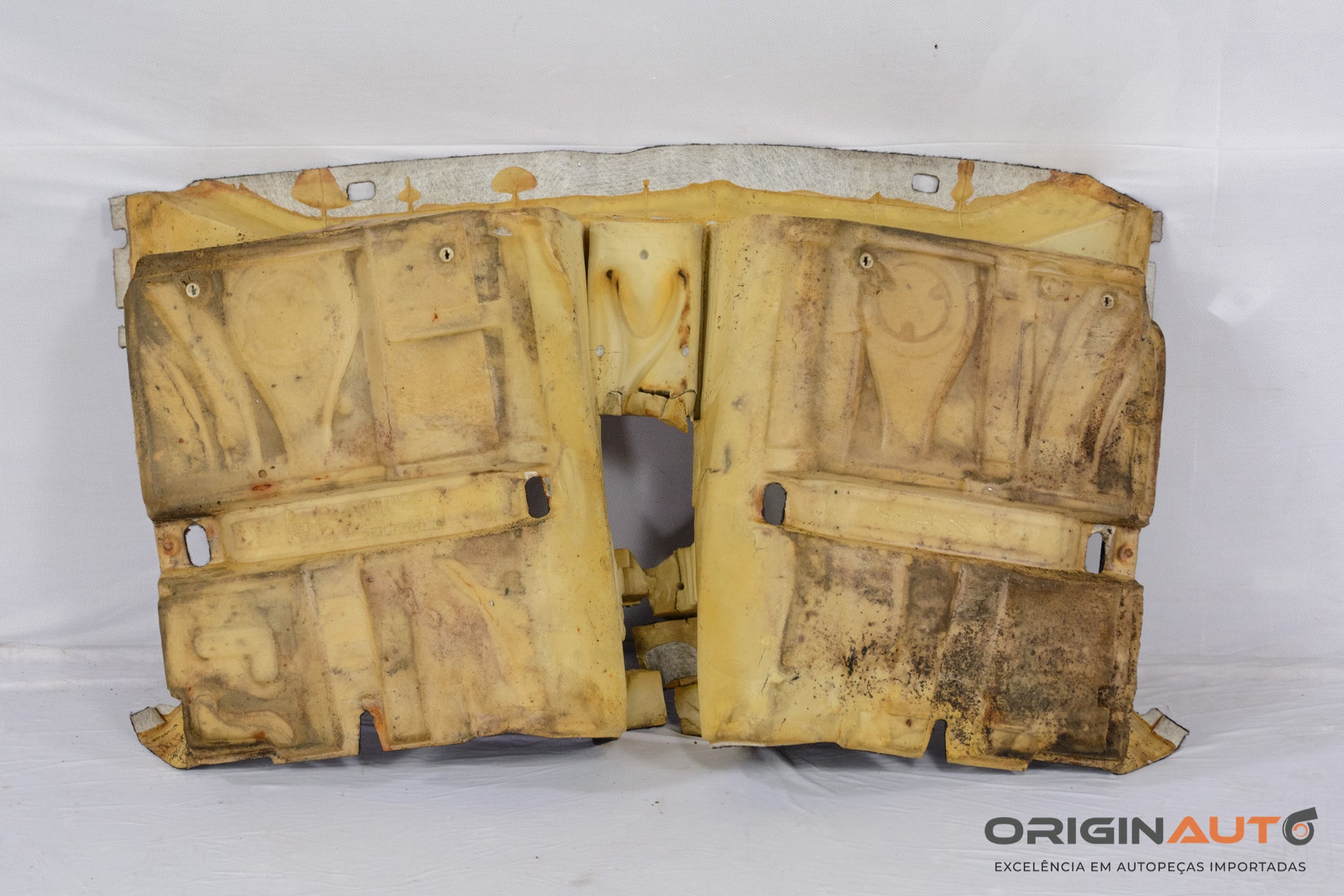 Revestimento Carpete Traseiro Bmw 320I E46 2001 8197046