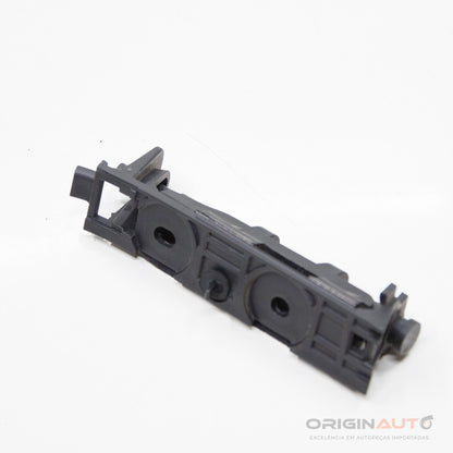 Guia Parachoque Traseiro Esquerdo Audi A4 2.0 Tfsi B9 2018 8W5807889