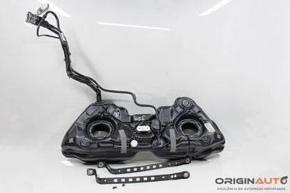 Tanque Combustivel Mercedes C 180 Coupe W204 2014 A204470902 / A2044703702