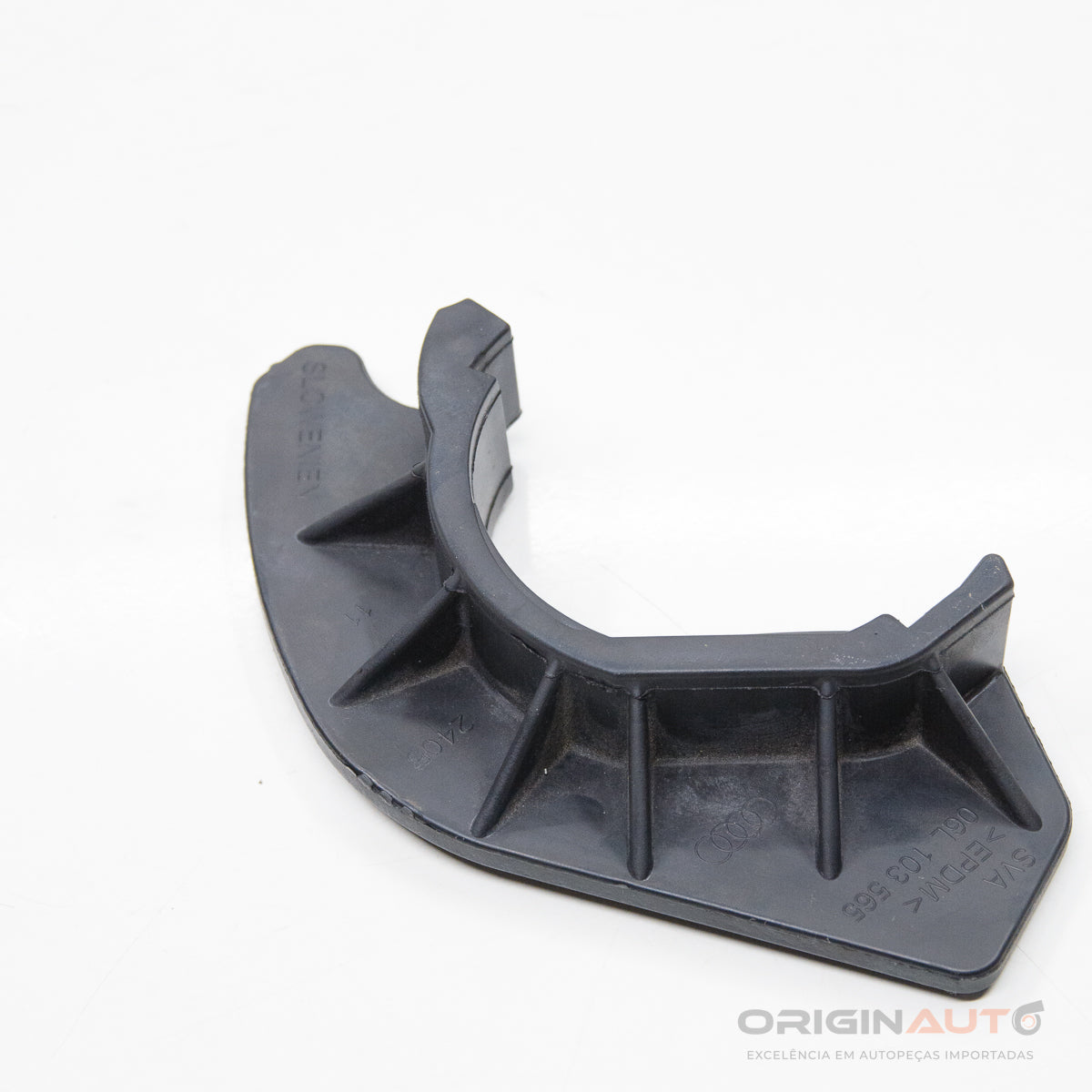 Acabamento Motor Partida Audi A4 2.0 Tfsi B9 2018 06L103565