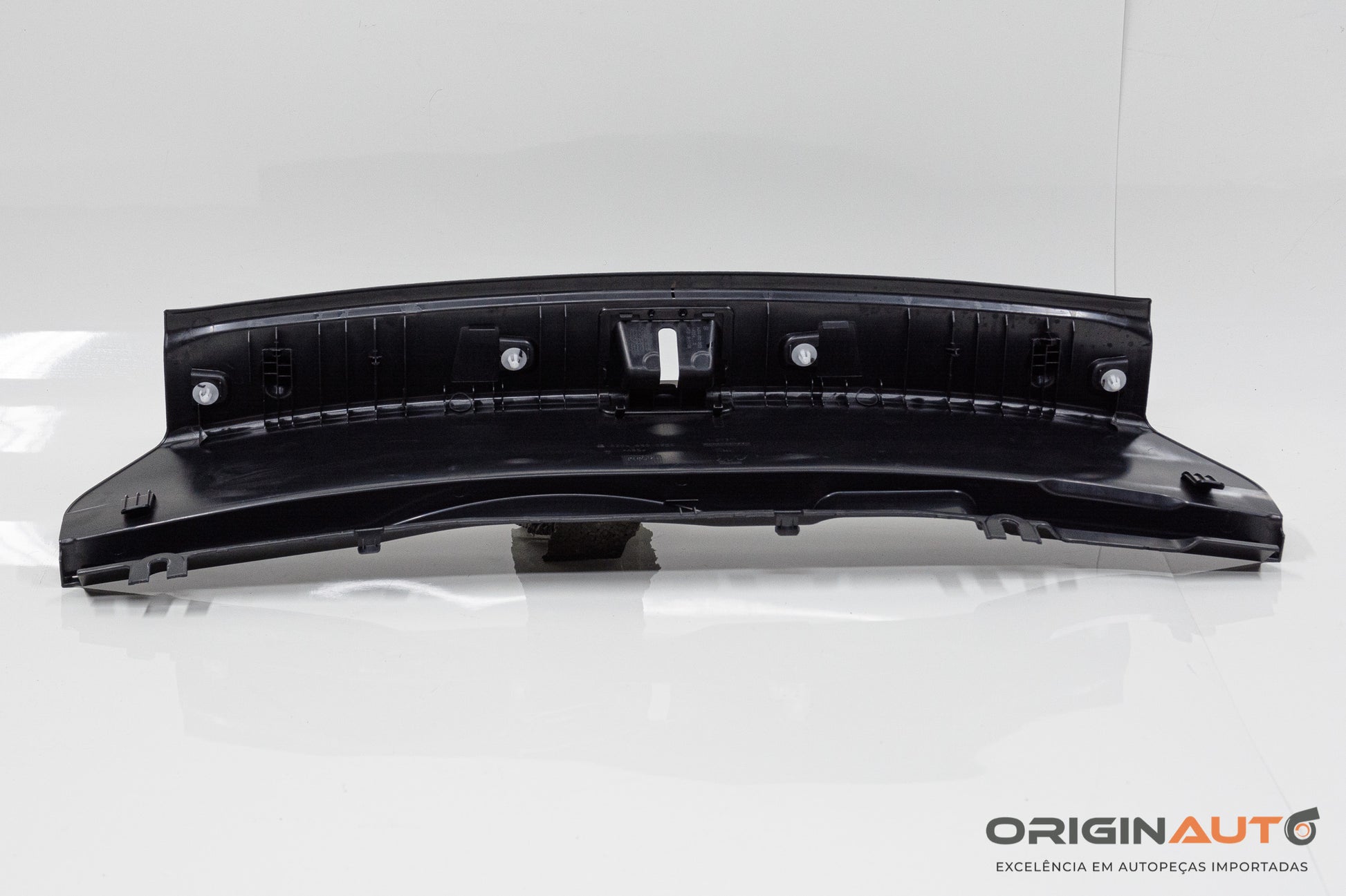 Acabamento Porta Mala Mercedes C 180 Coupe W204 2014 A2046900825