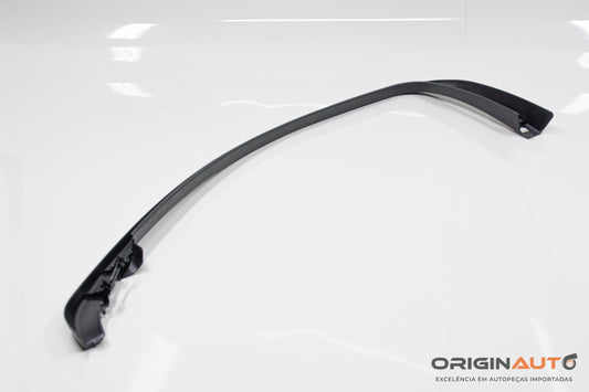 Moldura Porta Esquerda Mercedes C 180 Coupe W204 2014 A2047200371