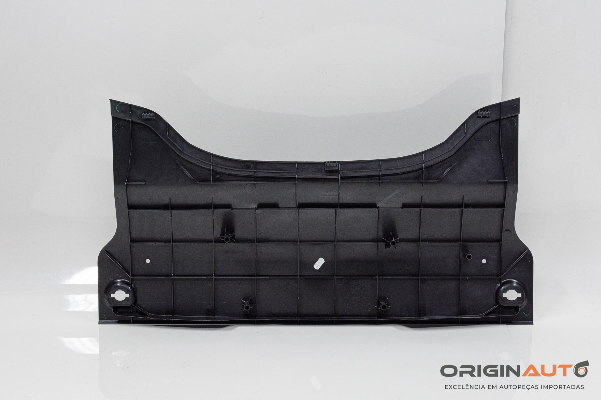 Acabamento Porta Mala Frente Mercedes C 180 Coupe W204 2014 A2046904630