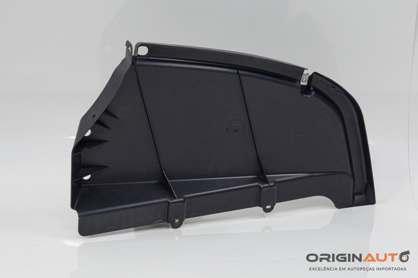 Acabamento Assoalho Traseiro Dirieito Mercedes C 180 Coupe W204 2014 A2046900307