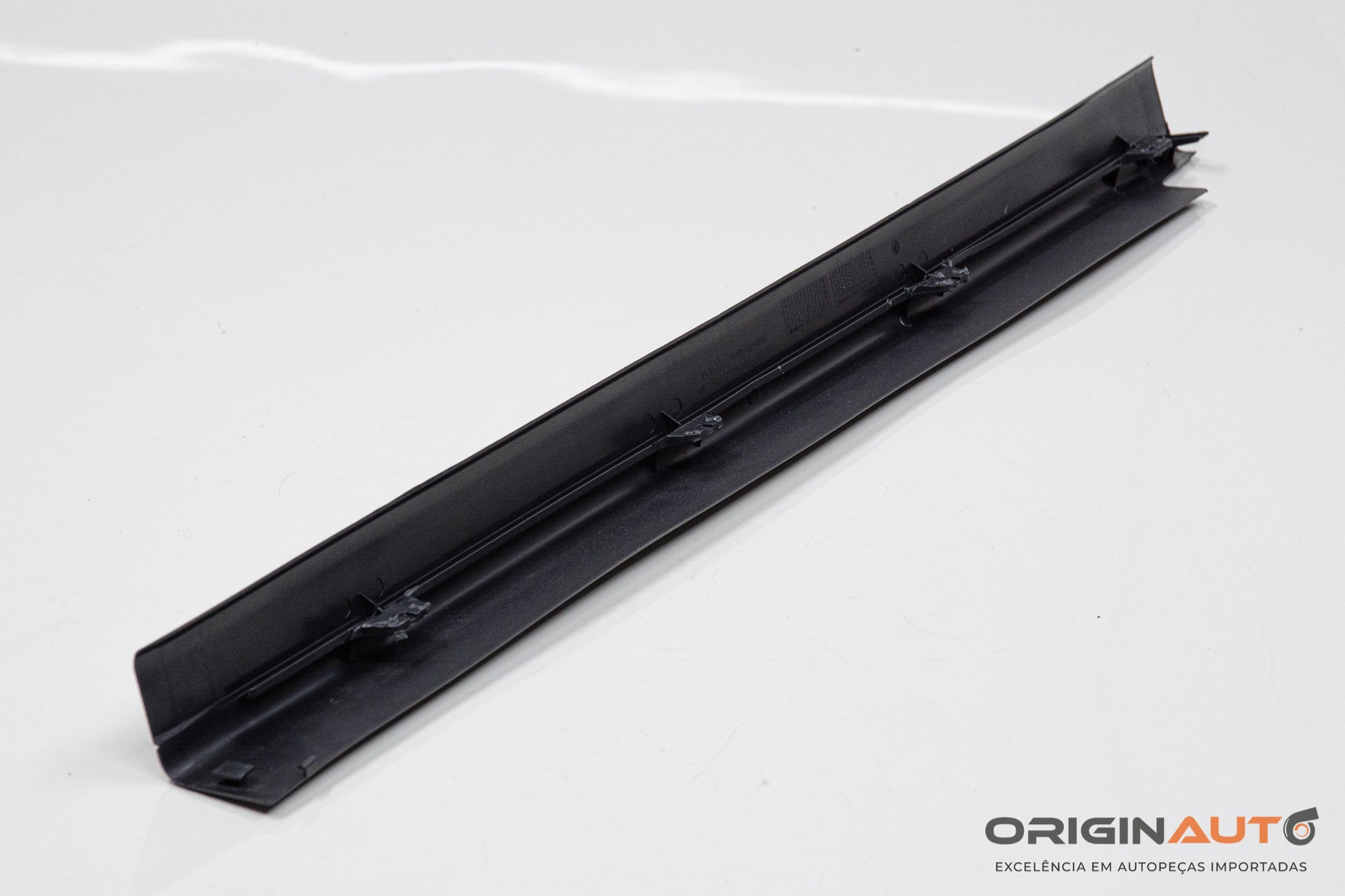 Moldura Interior Soleira Esquerda Mercedes C 180 Coupe W204 2014 A2076860336