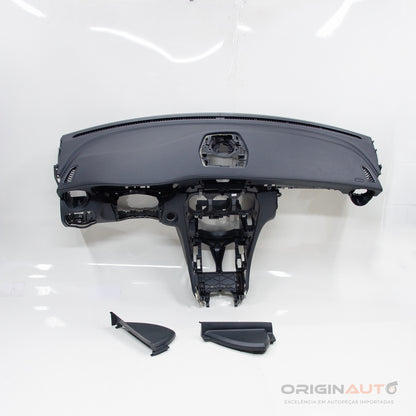 Capa Do Painel Mercedes C 43 Amg W205 2018 A2056804105 A2056801107 A2056801207