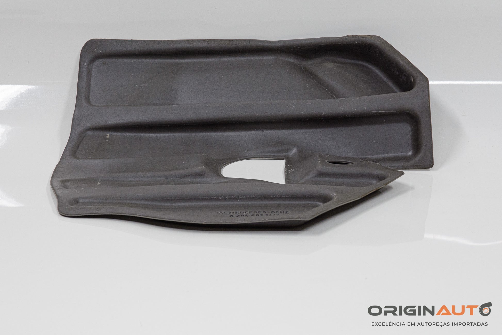 Forro Porta Malas Mercedes C 180 Coupe W204 2014 A2046821441