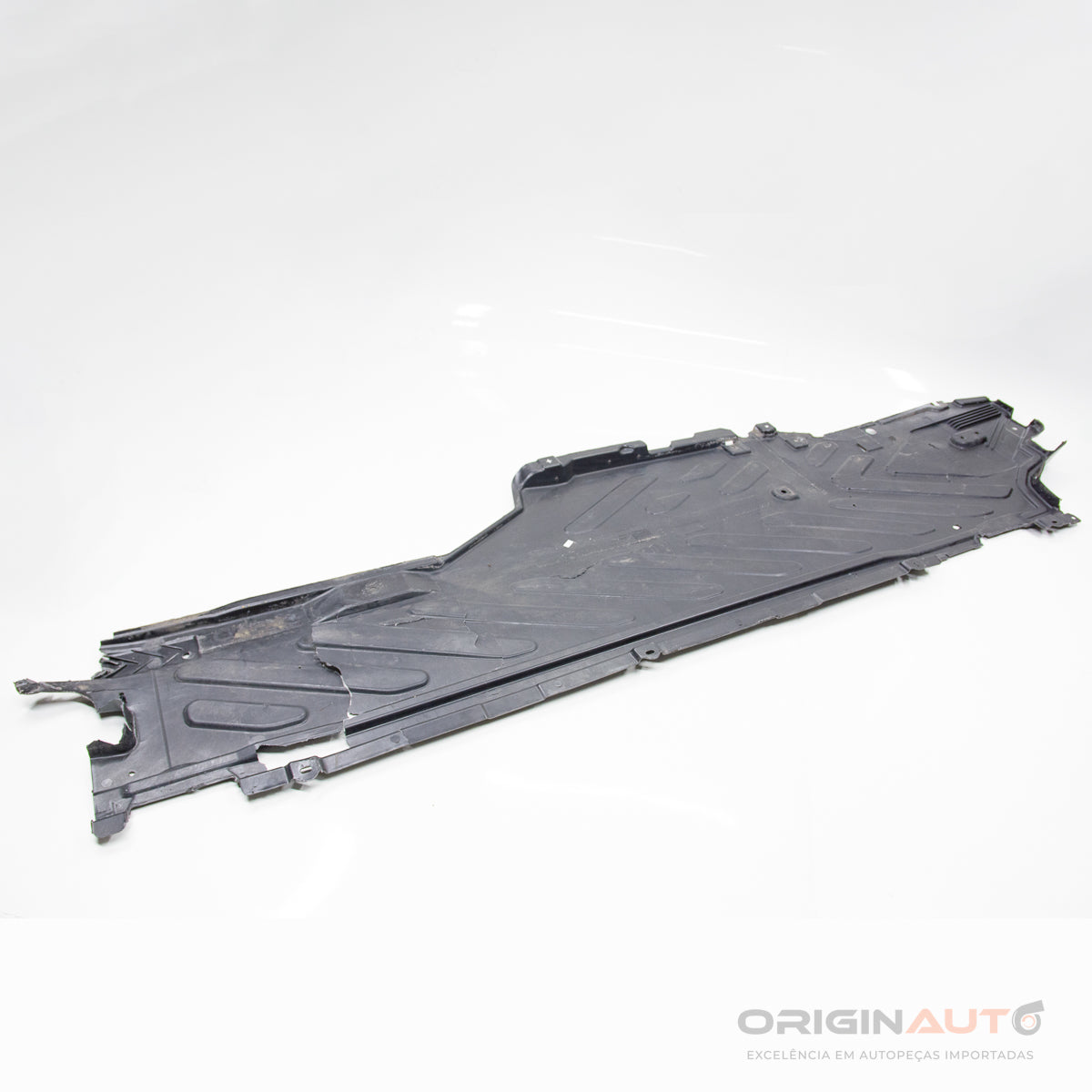 Protetor Assoalho Esquerdo Mercedes C 43 Amg W205 2018 A2056841900