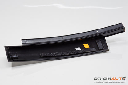 Moldura Externo Coluna B Direito Mercedes C 180 Coupe W204 2014 A2046903287