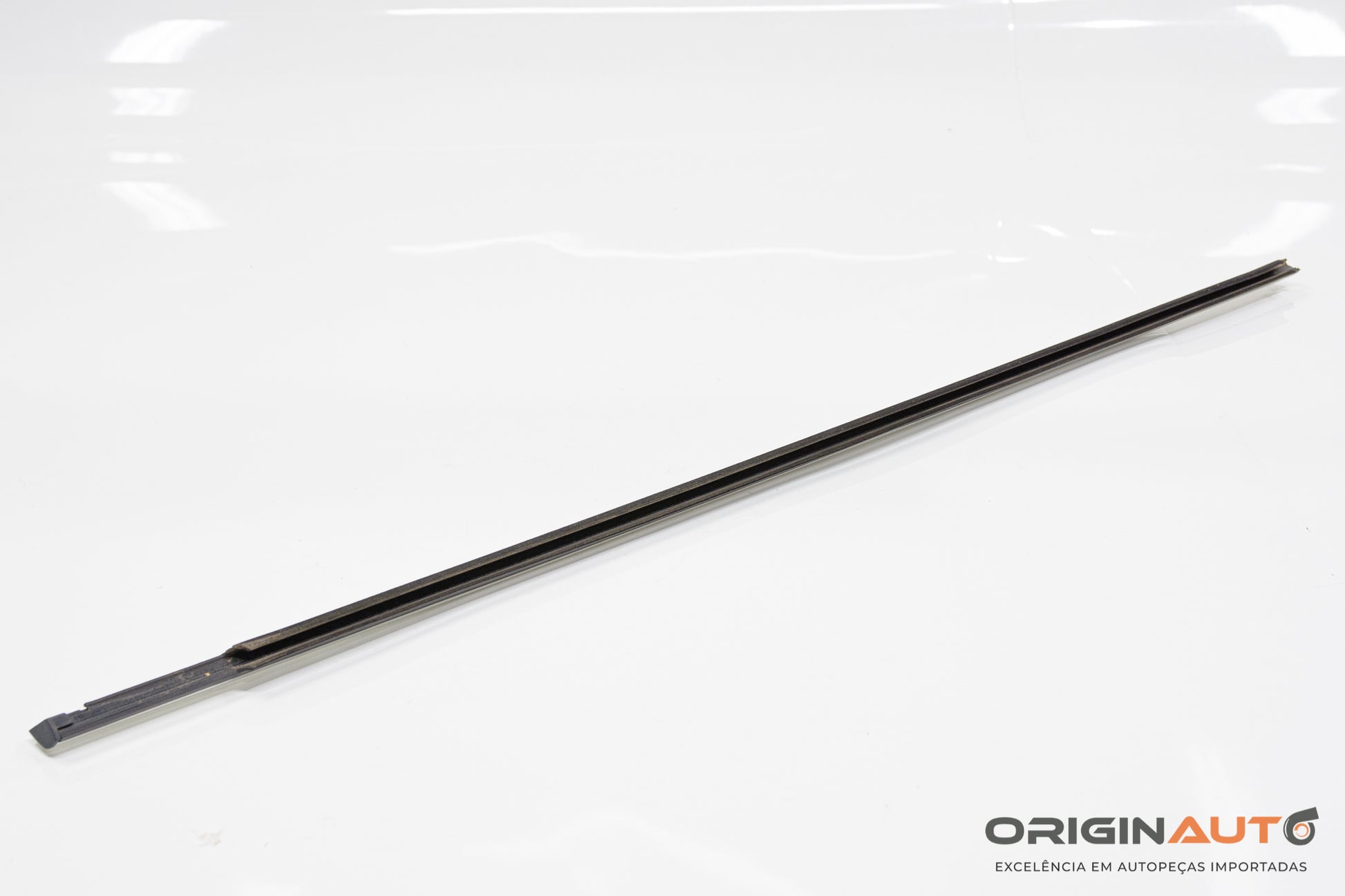 Pestana Inferior Dianteiro Direito Mercedes C 180 Coupe W204 2014 A2047252865