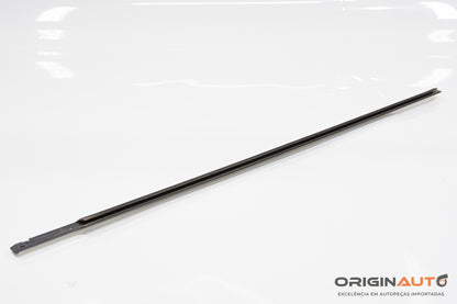 Pestana Inferior Dianteiro Direito Mercedes C 180 Coupe W204 2014 A2047252865