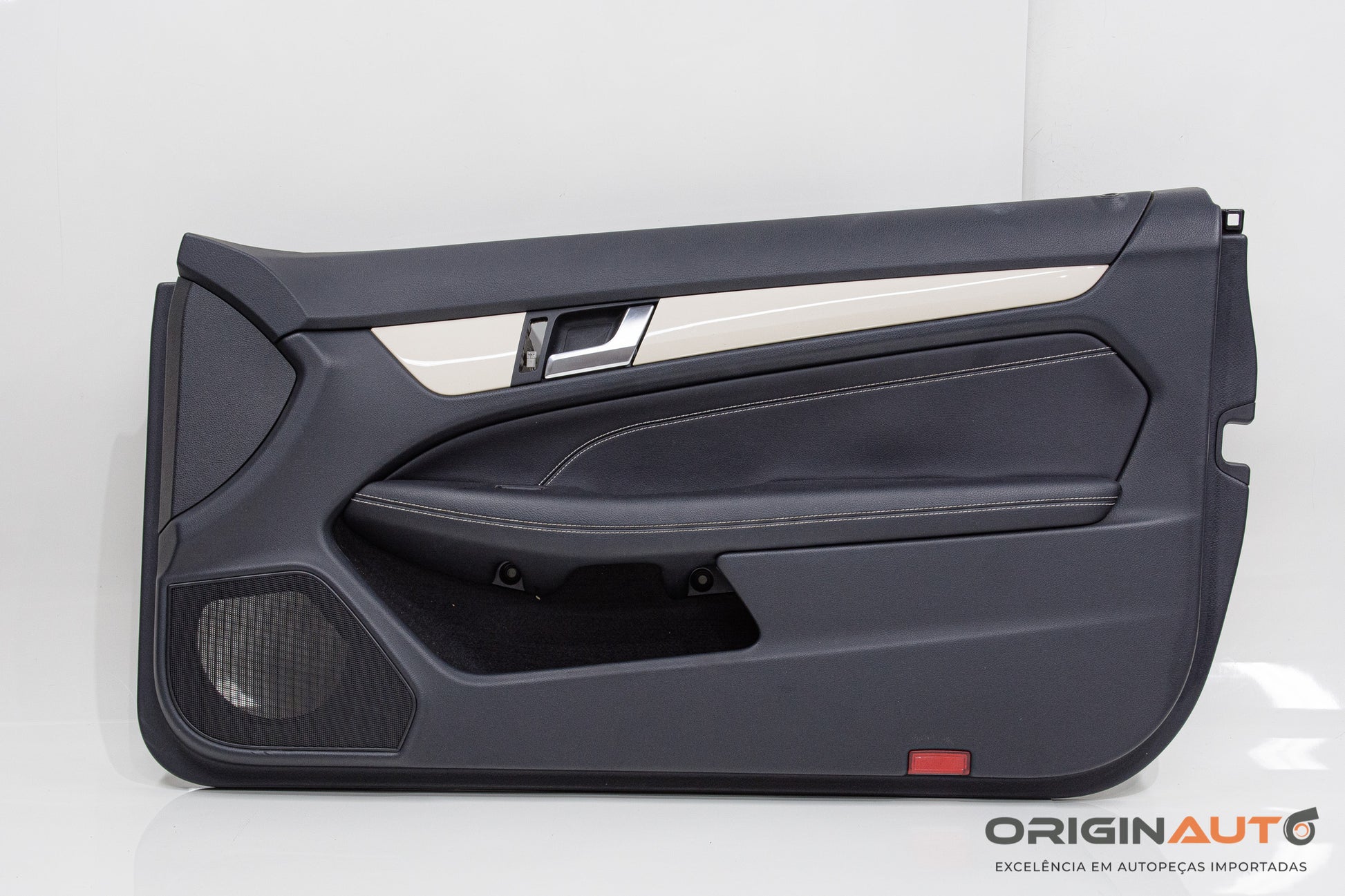 Forro Porta Direita Mercedes C 180 Coupe W204 2014 A2044400638 / A2047207663