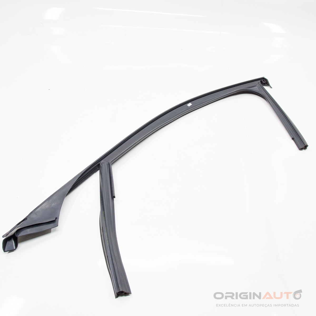 Canaleta Externa Dianteira Direita Mercedes C 43 Amg W205 2018 A2057254600