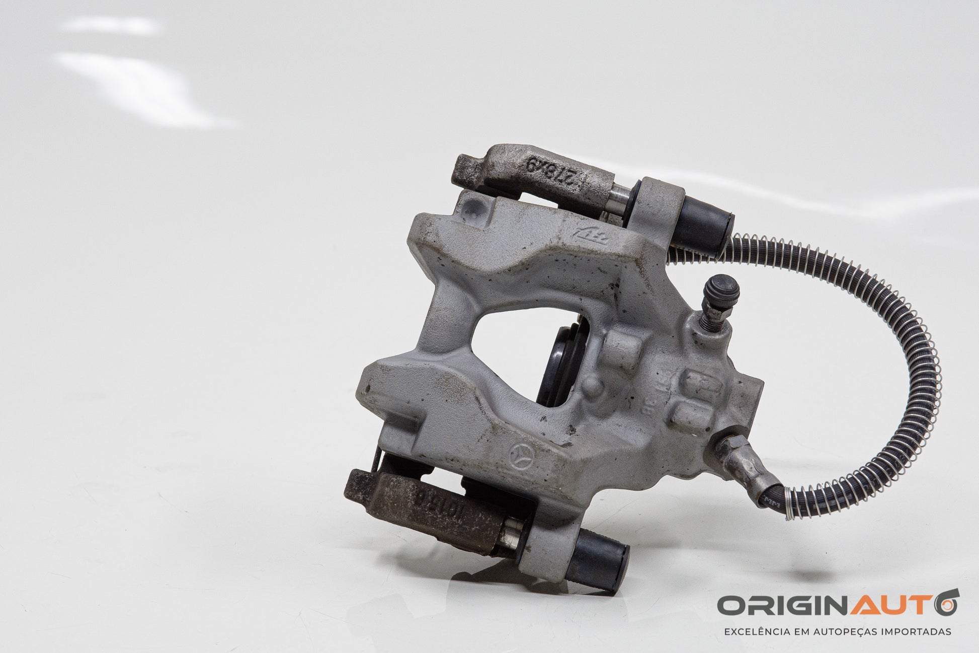 Pinca Freio Traseira Esquerda Mercedes C 180 Coupe W204 2014 A2044231581