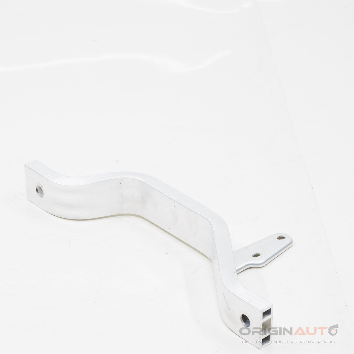 Travessa Assoalho Mercedes C 43 Amg W205 2018 A2056100065