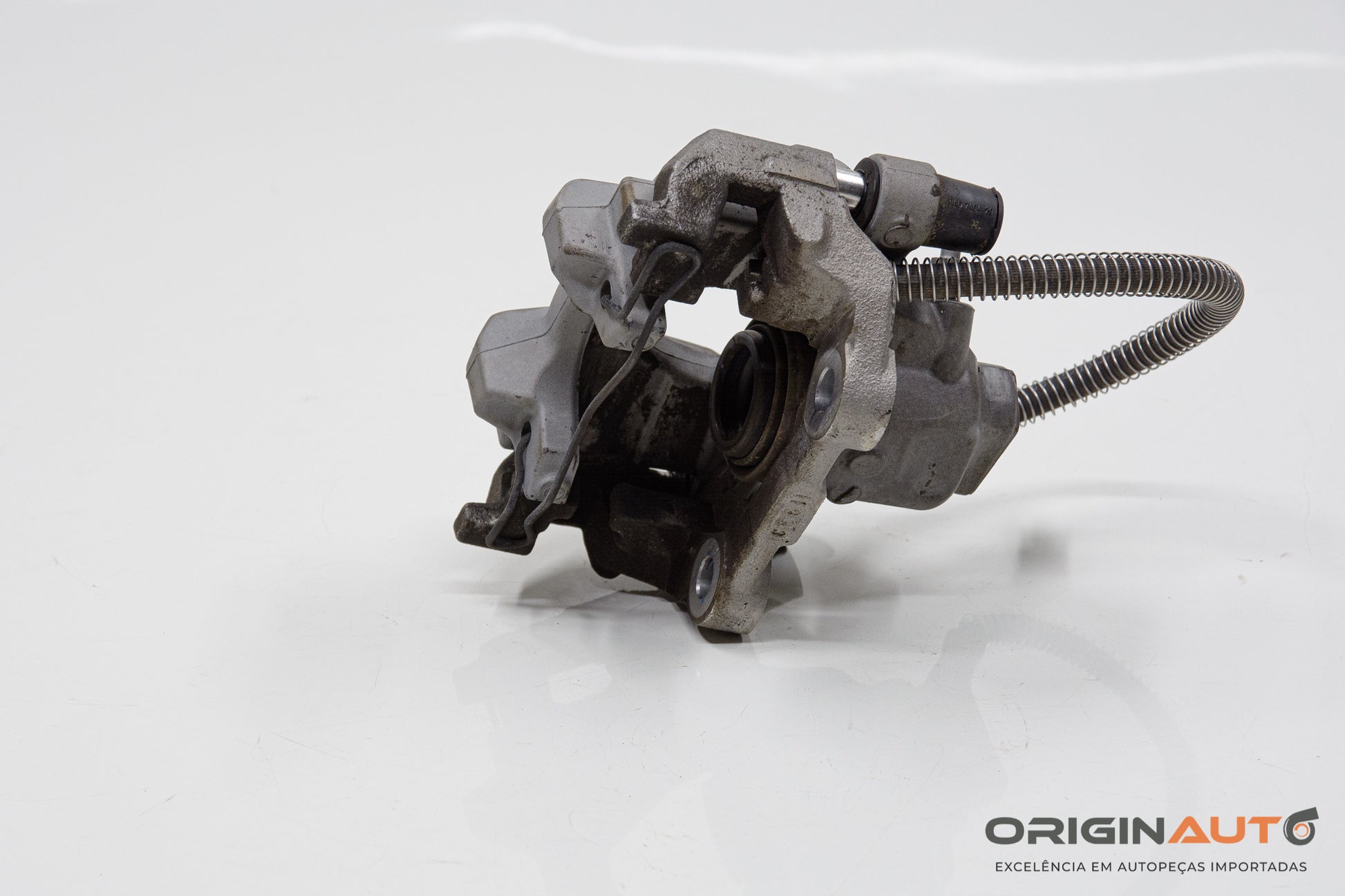 Pinca Freio Traseira Direita Mercedes C 180 Coupe W204 2014 A2044231681