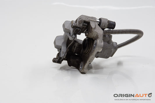 Pinca Freio Traseira Direita Mercedes C 180 Coupe W204 2014 A2044231681