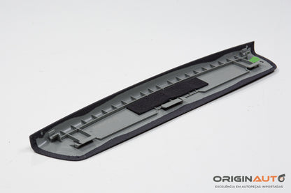 Moldura Traseira Teto Mercedes C 180 Coupe W204 2014 A2046900108