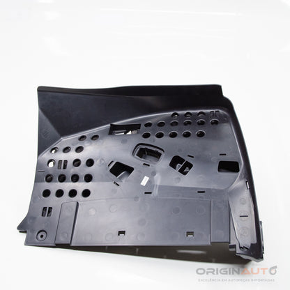 Acabamento Inferior Direito Painel Mercedes C 43 Amg W205 2018 A2056808205