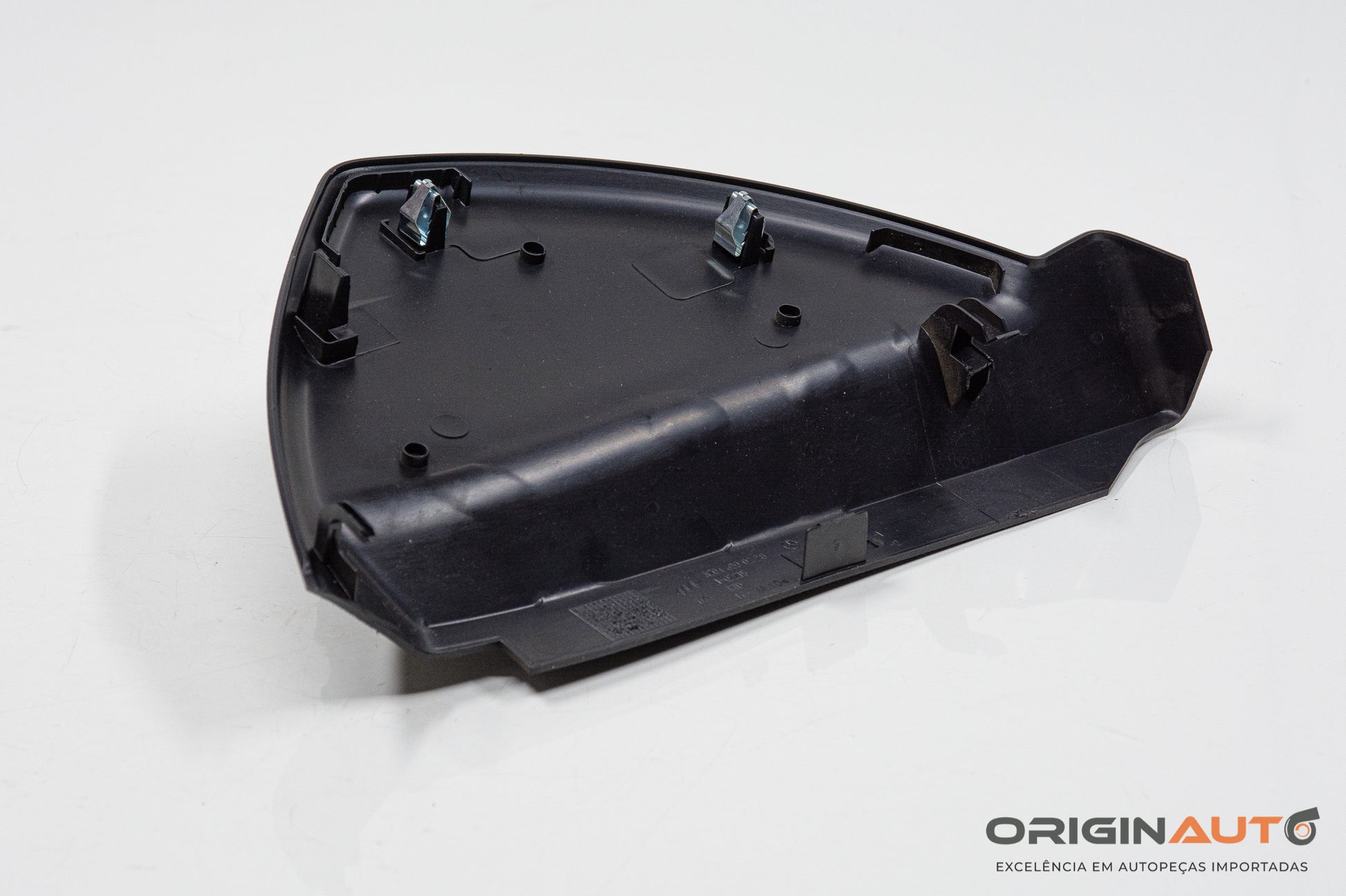 Tampa Painel Lateral Direita Mercedes C 180 Coupe W204 2014 A2046800278