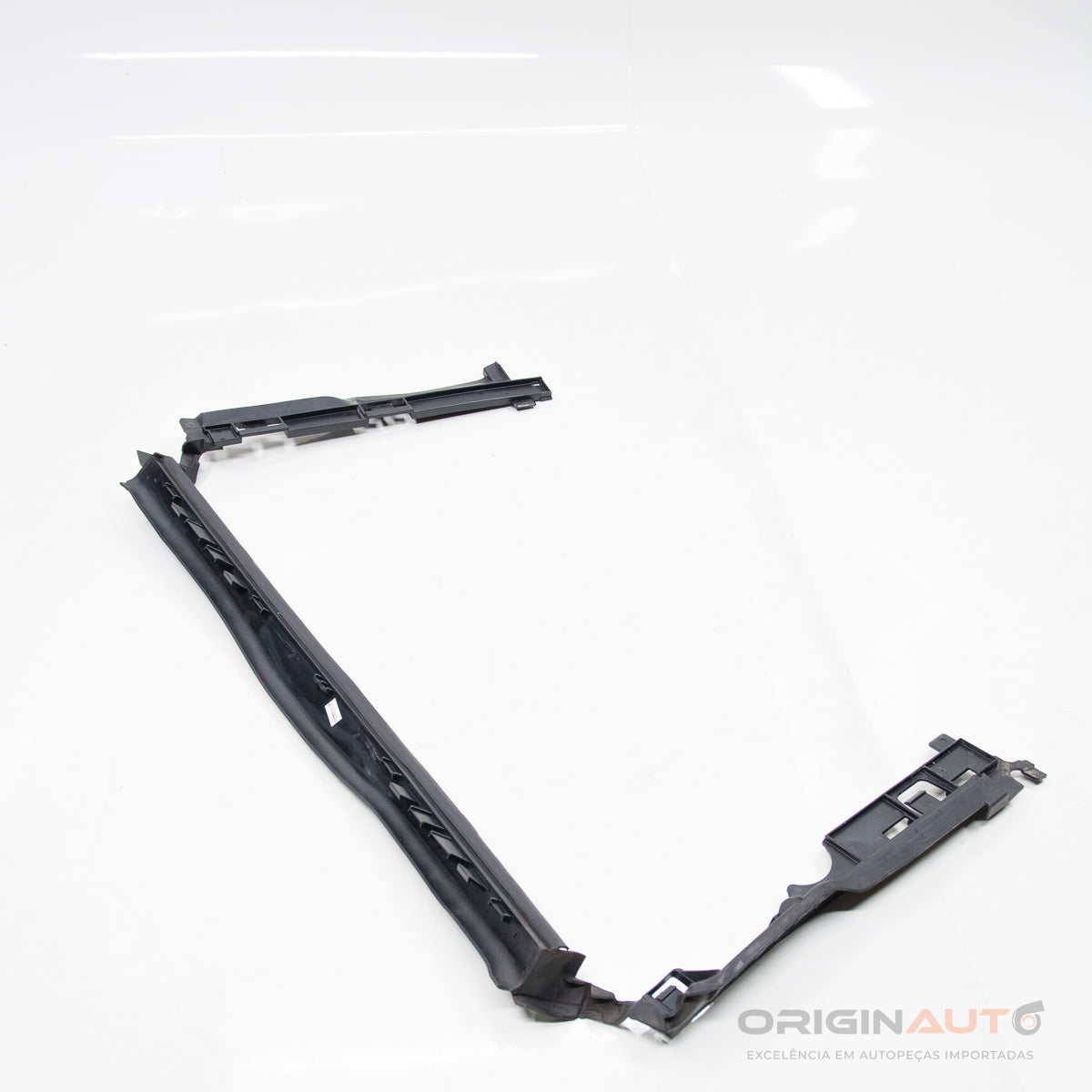 Defletor Radiador Mercedes C 43 Amg W205 2018 A2055050030