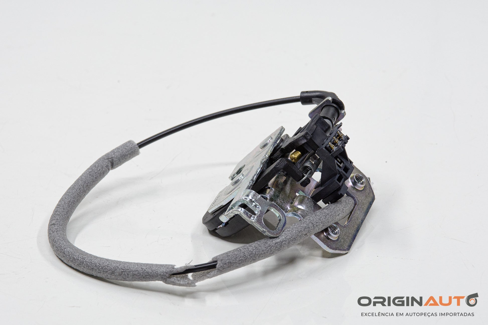 Trava Banco Traseiro Mercedes C 180 Coupe W204 2014 A2079200076