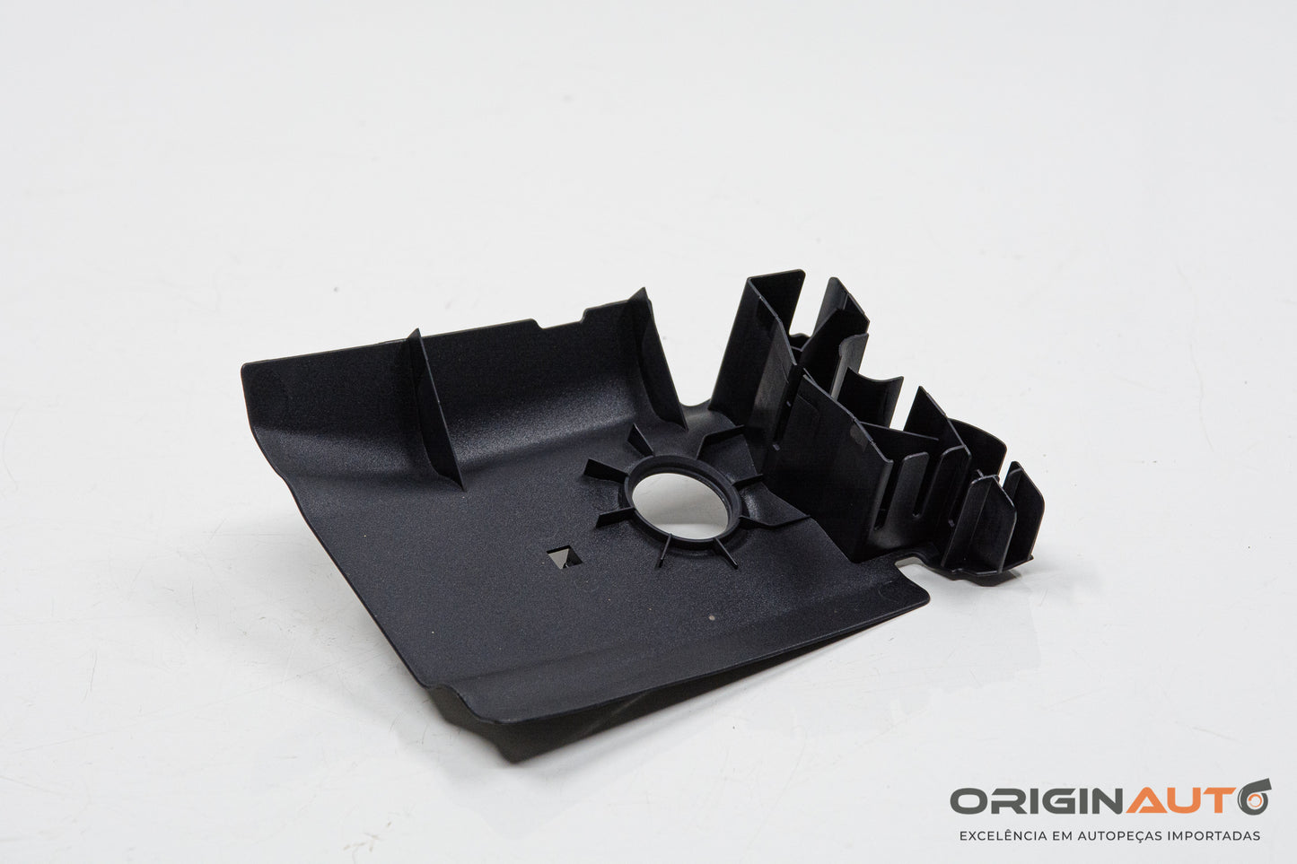 Acabamento Superior Esquerdo Coluna B Mercedes C 180 Coupe W204 2014 A2046910108