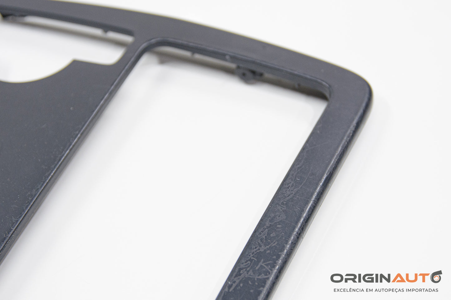 Moldura Console Central Mercedes C 180 Coupe W204 2014 A2046800107