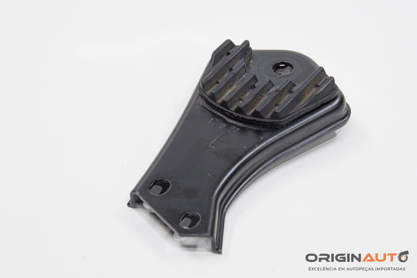 Suporte Braco Eixo Traseiro Esquerdo Mercedes C 180 Coupe W204 2014 A2043520146