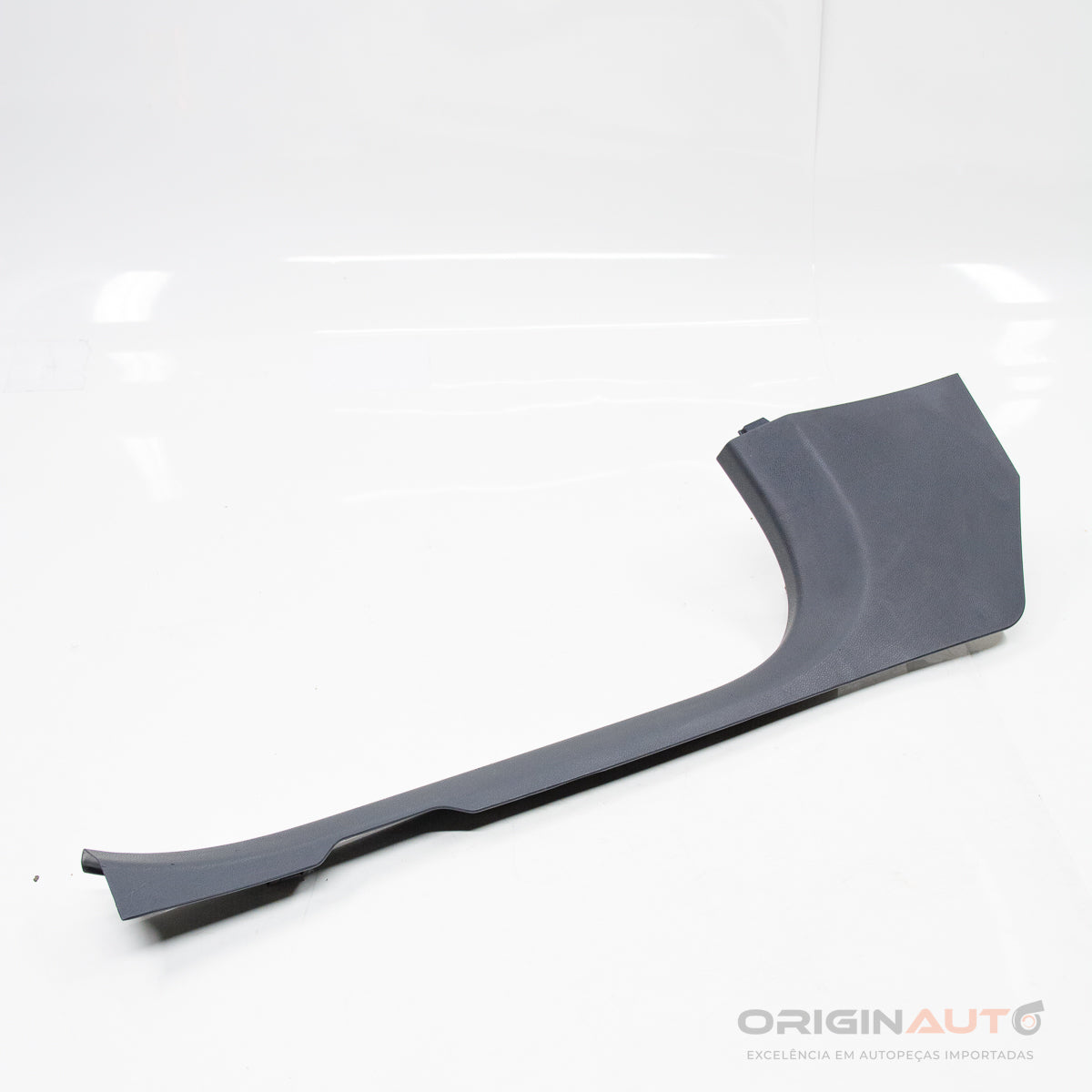 Soleira Interna Dianteira Esquerda Mercedes C 43 Amg W205 2018 A2056860036