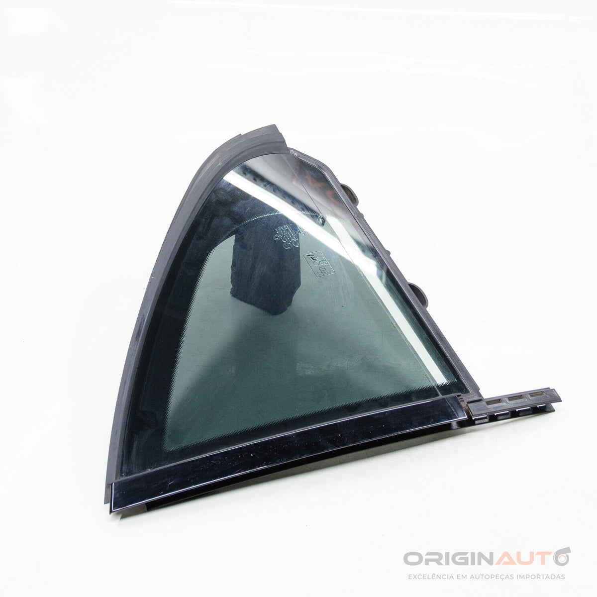 Vidro Vigia Traseiro Esquerdo Mercedes C 43 Amg W205 2018 A2057300555