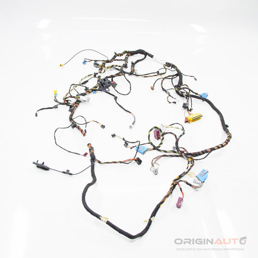 Chicote Capa Painel Radio C 43 Amg W205 2018 A0015456930 A0055459701 A0015457603