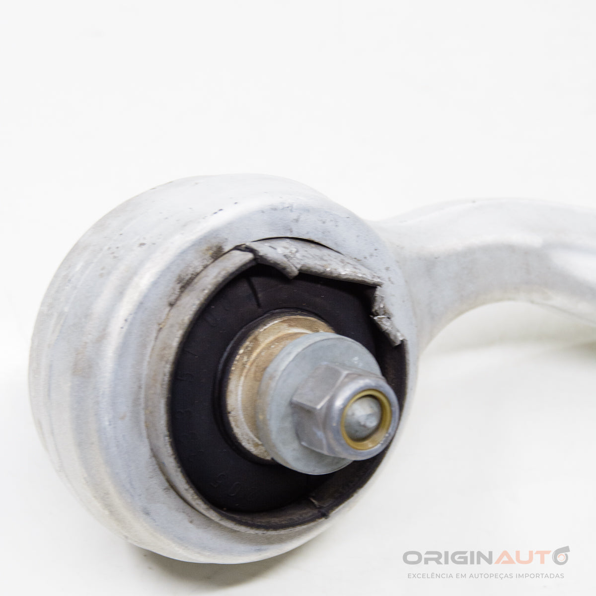 Braco Suspensao Dianteiro Esquerdo Mercedes C 43 Amg W205 2018 A2053306106