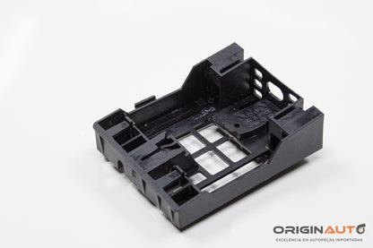 Suporte Caixa Fusivel Mercedes C 180 Coupe W204 2014 A2075400640