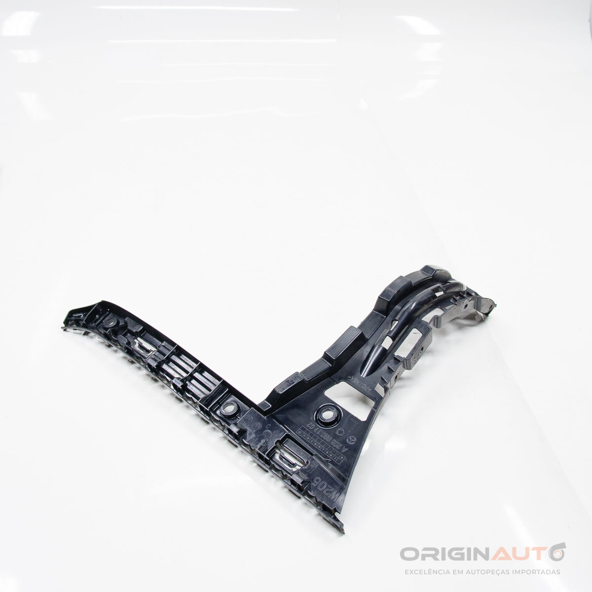 Guia Parachoque Traseiro Esquerdo Mercedes C 43 Amg W205 2018 A2058801702