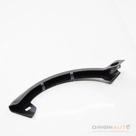 Moldura Dobradica Tampa Traseira Dir Mercedes C 43 Amg W205 2018 A2058212400
