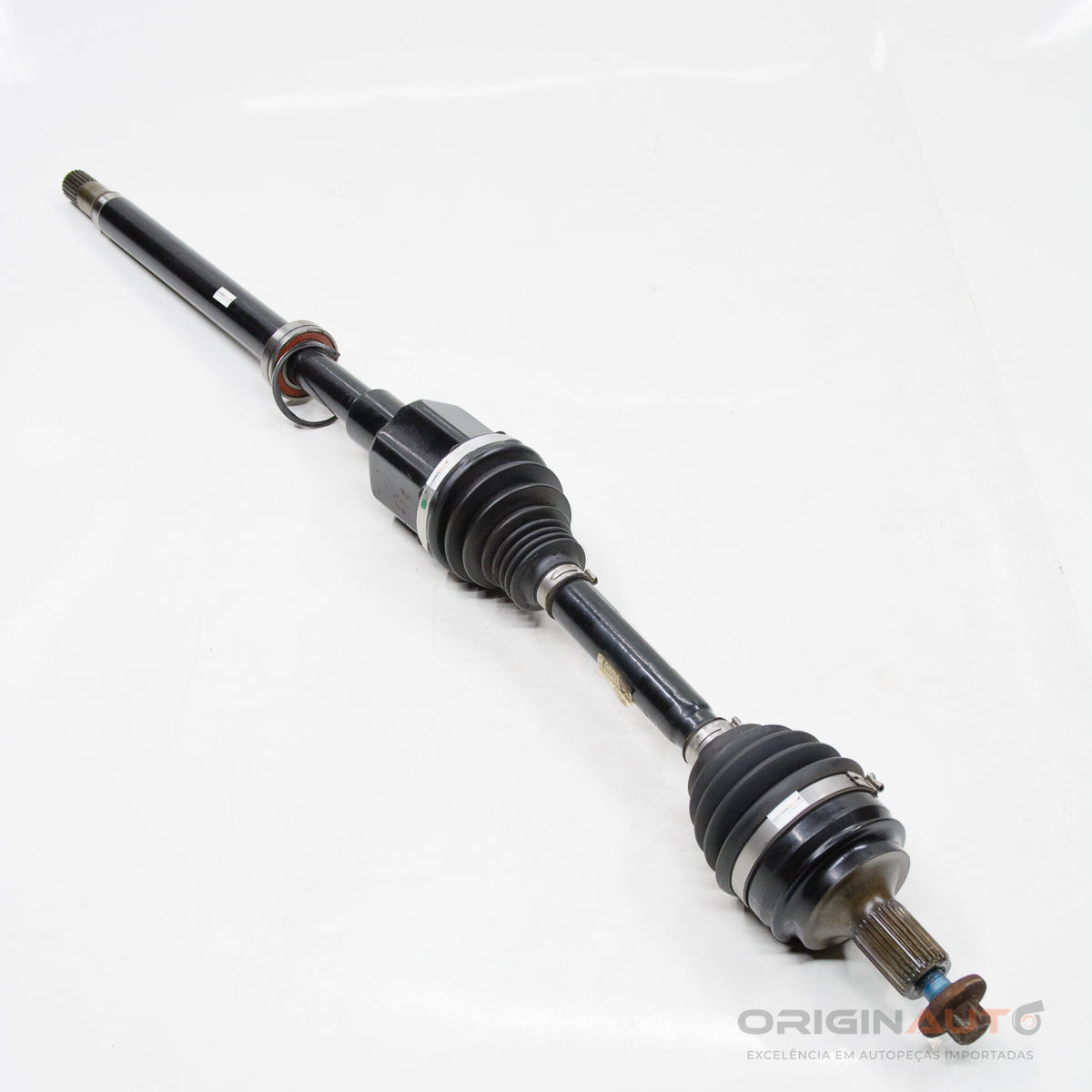 Semi Eixo Dianteiro Esquerdo Mercedes C 43 Amg W205 2018 A2053303906 A2053309905