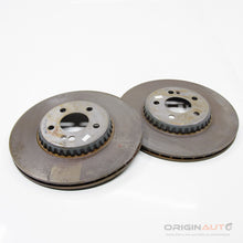 Par Disco De Freio Traseiro Mercedes C 43 Amg W205 2018 A0004230712