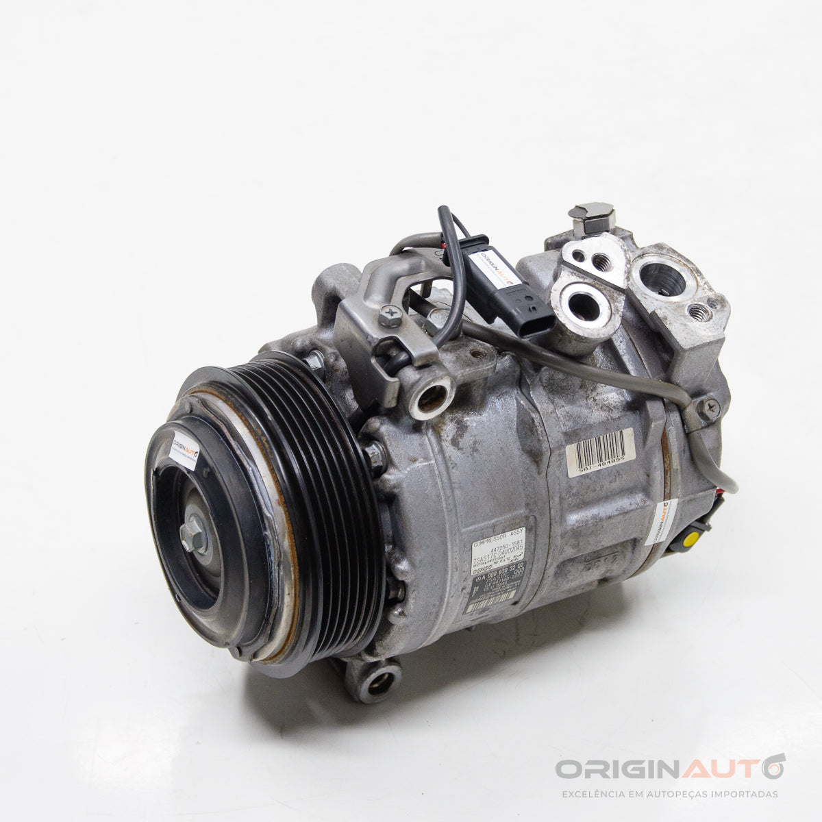 Compressor A/C Ar Condicionado Mercedes C 43 Amg W205 2018 A0008303202