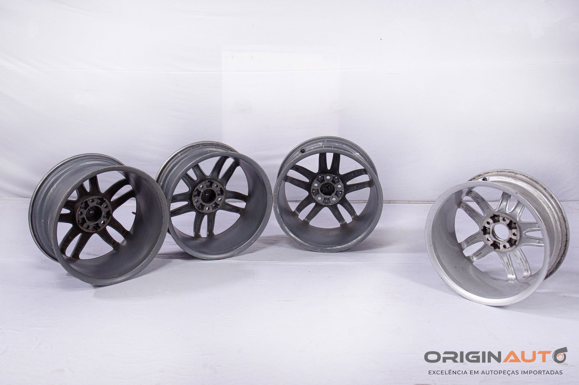 Roda Mercedes C 180 Coupe W204 2014